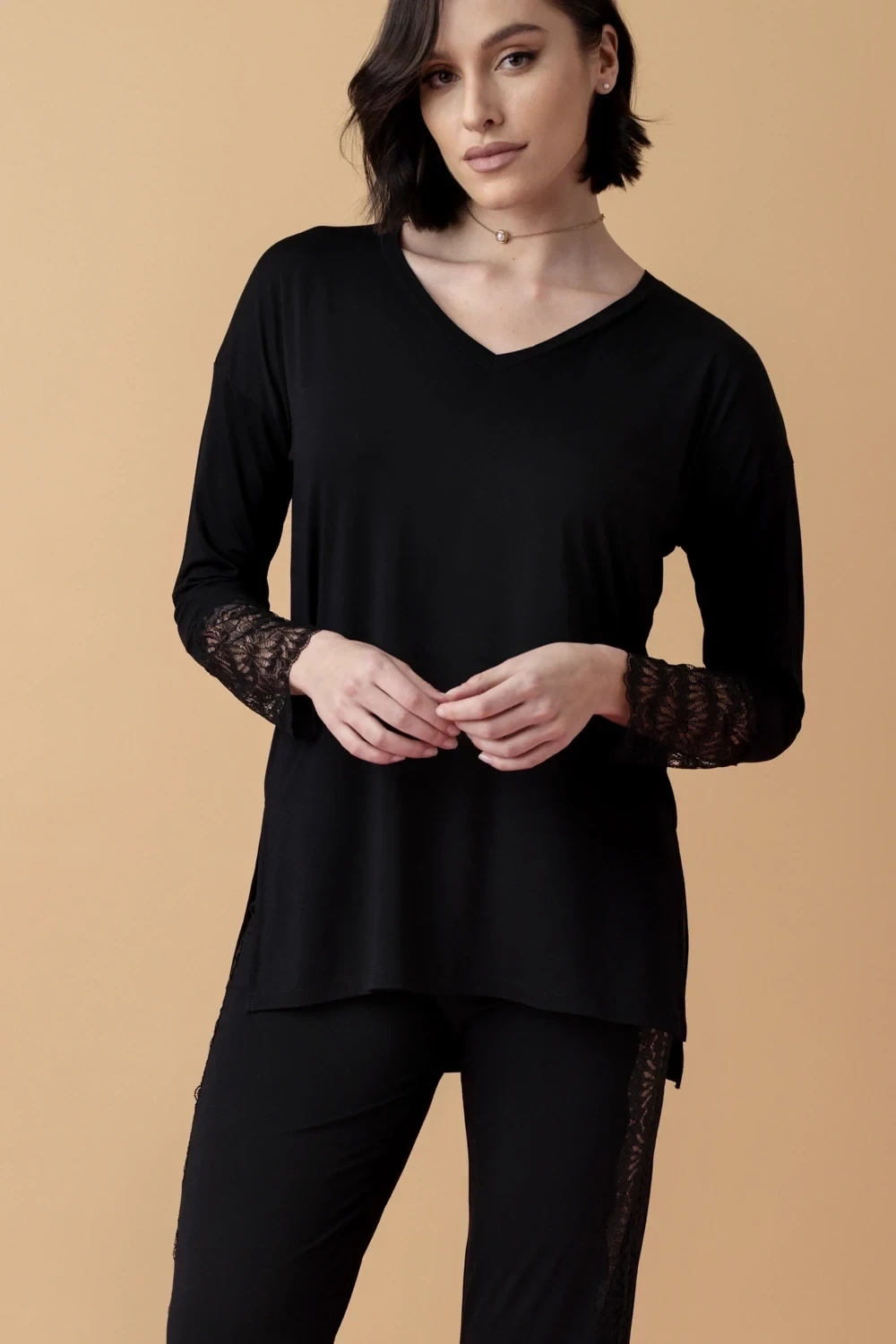 Najlepsze piżamy i szlafroki do home office — wygoda w stylu premium