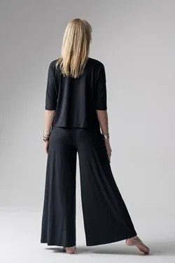 Jackie piżama loungewear z szerokimi spodniami – czarna