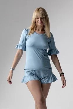 Jackie krótka piżama loungewear z falbankami – woda
