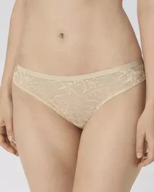Majtki brazyliany Amourette Charm Brazilian01 Triumph 10205567 - beżowy/cielisty