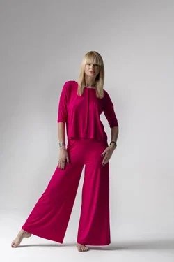 Jackie piżama loungewear z szerokimi spodniami – rubinowa