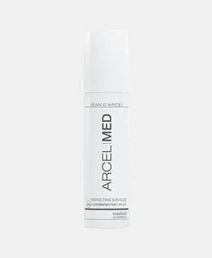 Jean d'Arcel - Arcelmed - Ochrona przeciwsłoneczna UVA i UVB w lekkiej formule serum z nawilżeniem NOWOŚĆ PROTECTING SUN FLUID SPF50+