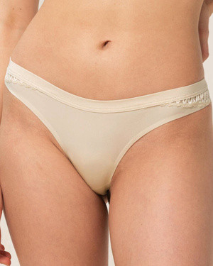 Majtki stringi Aura Spotlight High Leg string Triumph 10207998 - beżowe
