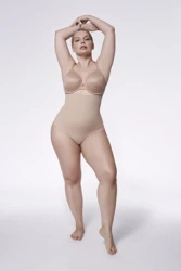 Stringi wyszczuplające wysoka talia 275 - beżowe